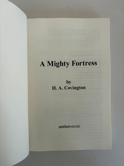Mighty Fortress by Harold Covington PB