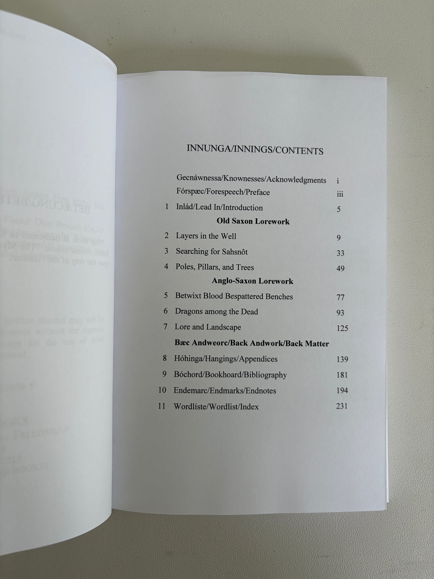 Of Ghosts and Godpoles: Reconstruction of Saxon Belief by Thorbeorht Linleah HB