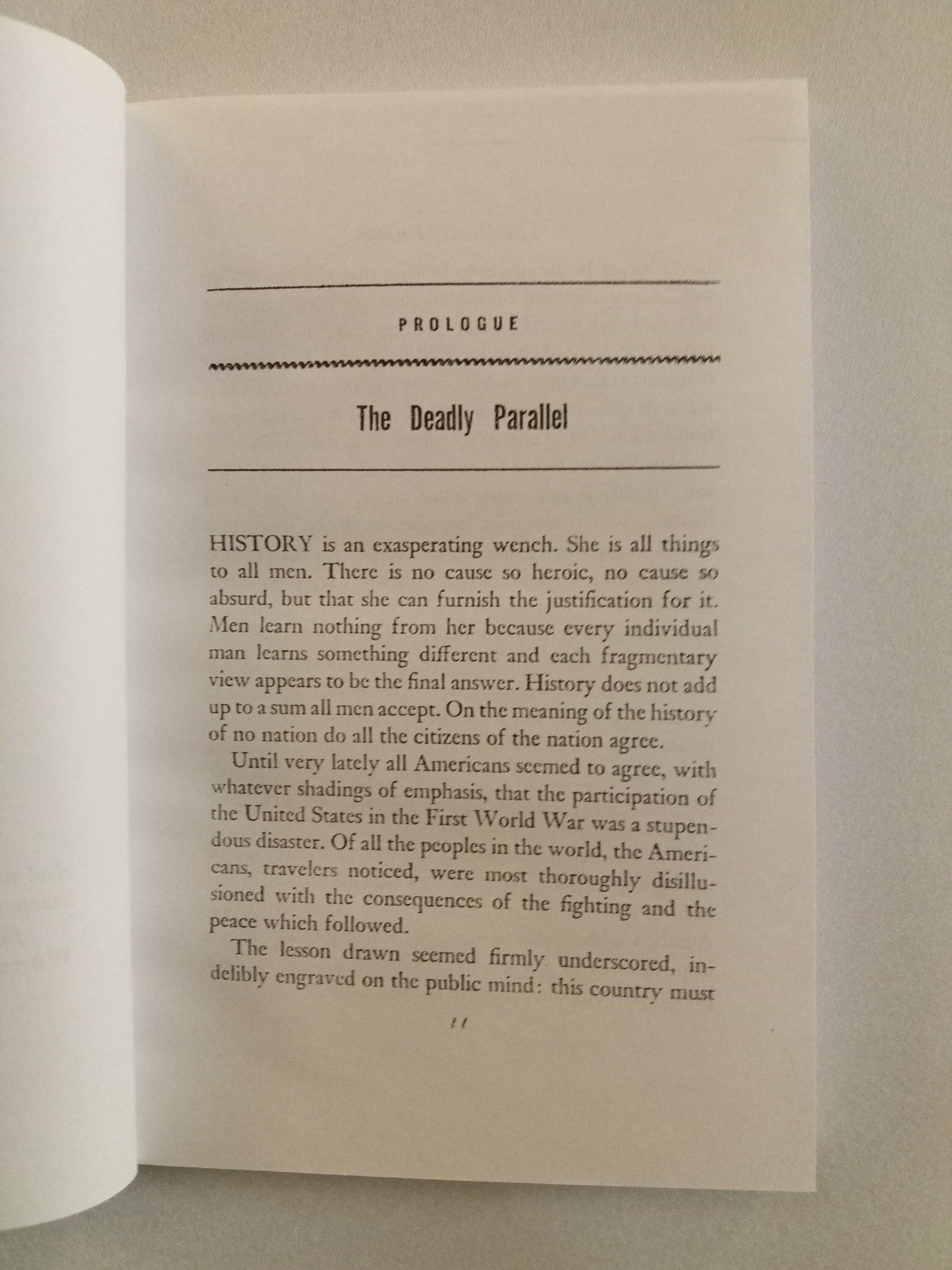 Deadly Parallel: The Bill of Rights by Hartley Grattan PB