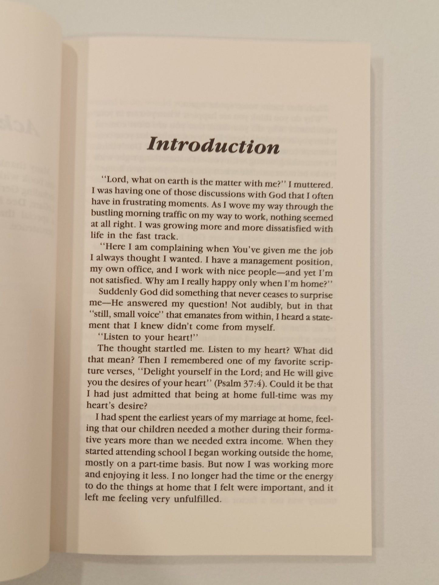 Homebodies: A Homemaker's Guide to Organization and Contentment by Linda Zumbehl