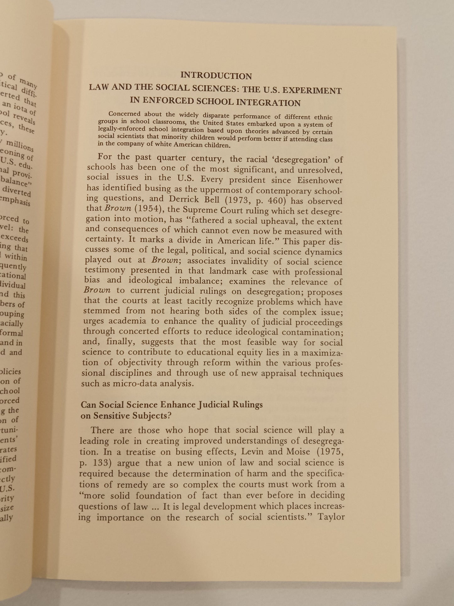 Education and Ethnicity: The United States Experiment in School Integration by Ralph Scott