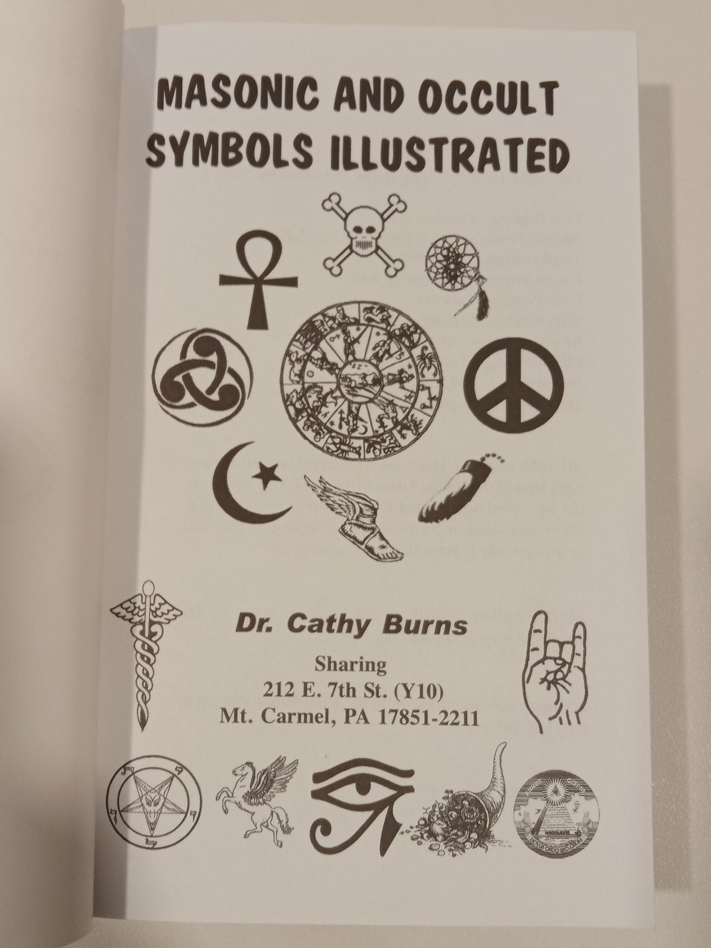 Masonic and Occult Symbols Illustrated by Cathy Burns PB